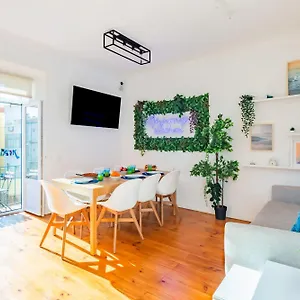 Guest 1 Boutique House Ostello Lisbona