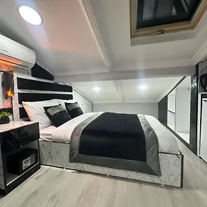 Aparthotel Taksim Larissa, Istanboel