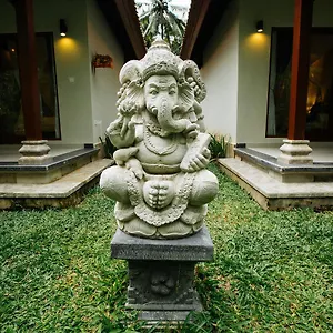  Guest house Parthi Puri Indonesia